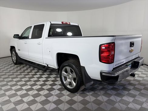 Used 2018 Chevrolet Silverado 1500 LT w/ Texas Edition image 5
