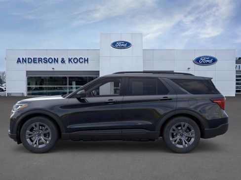 Used 2026 Ford Explorer Active AWD/4WD image 2