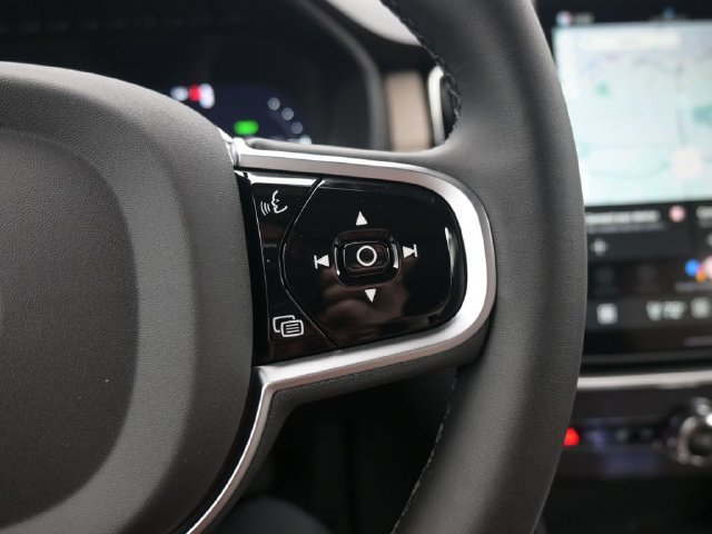 New 2026 Volvo XC90 T8 Plus AWD/4WD image 25