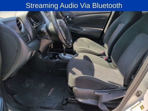 Used 2018 Nissan Versa SV w/ SV Special Edition Package FWD image 9