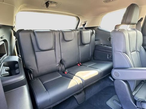 Certified 2025 Subaru Ascent Limited image 38