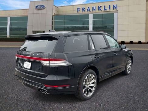 New 2026 Lincoln Aviator AWD w/ Jet Appearance Package image 7