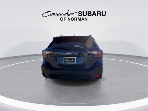 Used 2025 Subaru Outback Onyx Edition image 7