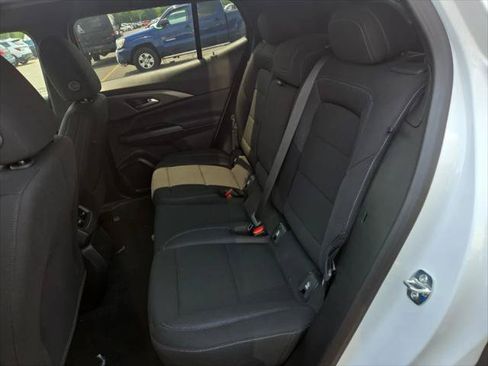 Used 2026 Chevrolet Equinox EV LT FWD image 13