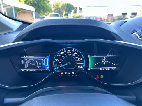 Used 2015 Ford C-MAX Energi SEL w/ Equipment Group 303A FWD image 17