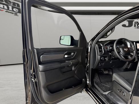 Used 2025 RAM 1500 Big Horn RWD image 9