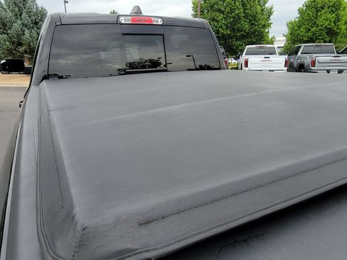 Used 2020 RAM 1500 Limited w/ Black Appearance Package AWD/4WD image 15