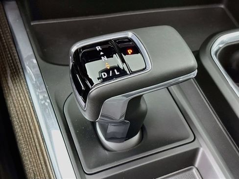 New 2026 Chevrolet Silverado 1500 RST w/ RST All Star Premium Package AWD/4WD image 17
