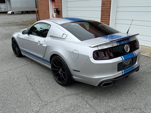 Used 2014 Ford Mustang Shelby GT500 w/ Equipment Group 821A RWD image 21