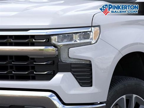 New 2025 Chevrolet Silverado 1500 LT image 10