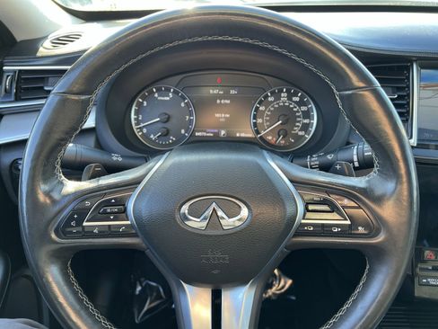 Used 2019 INFINITI QX50 Essential w/ Premium Heat Package image 16