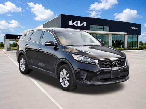 Used 2020 Kia Sorento LX FWD image 3