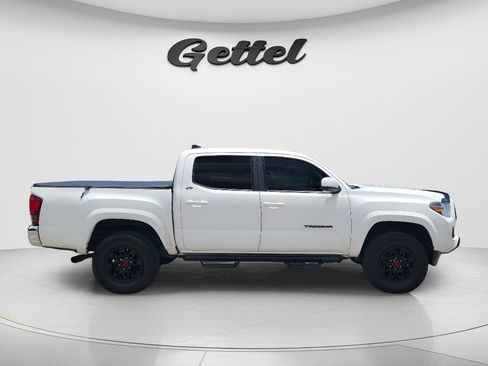 Certified 2021 Toyota Tacoma SR5 AWD/4WD image 4