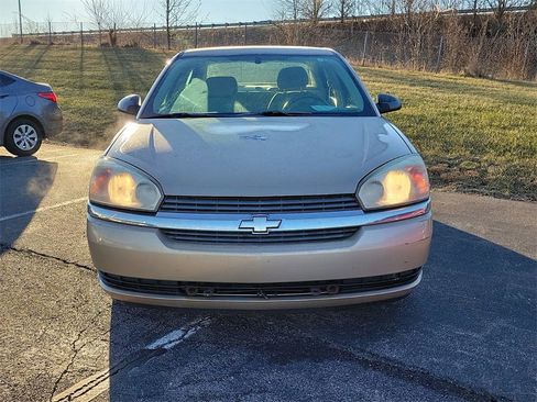 Used 2005 Chevrolet Malibu LS w/ Preferred Equipment Group image 3