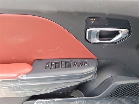 New 2025 Kia K4 GT-Line Turbo image 7