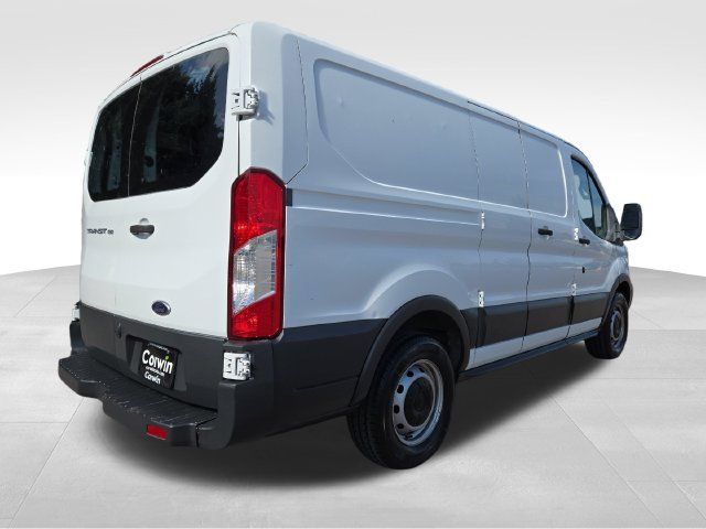 Used 2018 Ford Transit 150 130 Low Roof RWD image 15