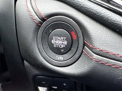 Used 2024 Dodge Durango GT image 36