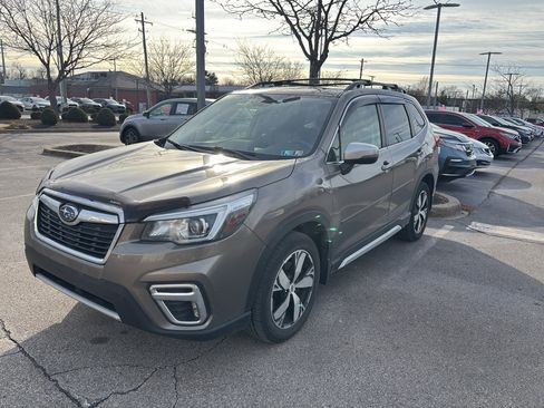 Used 2020 Subaru Forester Touring w/ Popular Package #2 image 3