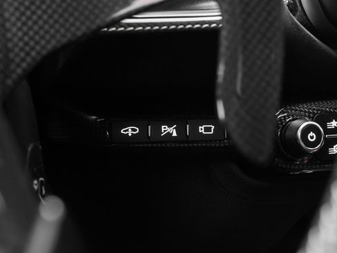 Certified 2022 Ferrari 812 Competizione image 72