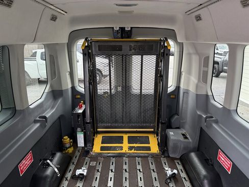 Used 2015 Ford Transit 350 XL RWD image 8