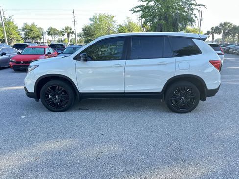 Used 2021 Honda Passport Sport image 3