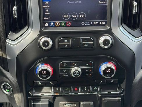 Used 2021 GMC Sierra 1500 SLT RWD image 20