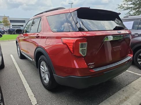 Used 2023 Ford Explorer XLT RWD image 4