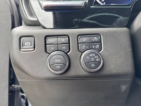 Used 2024 Chevrolet Silverado 1500 RST w/ Convenience Package II AWD/4WD image 23