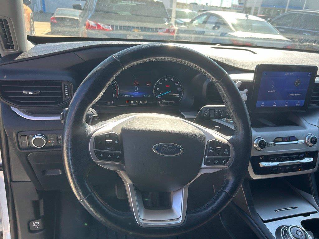 Used 2020 Ford Explorer XLT RWD image 11