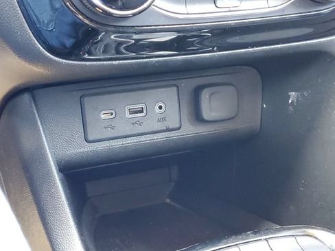Used 2020 Buick Encore GX Preferred FWD image 22