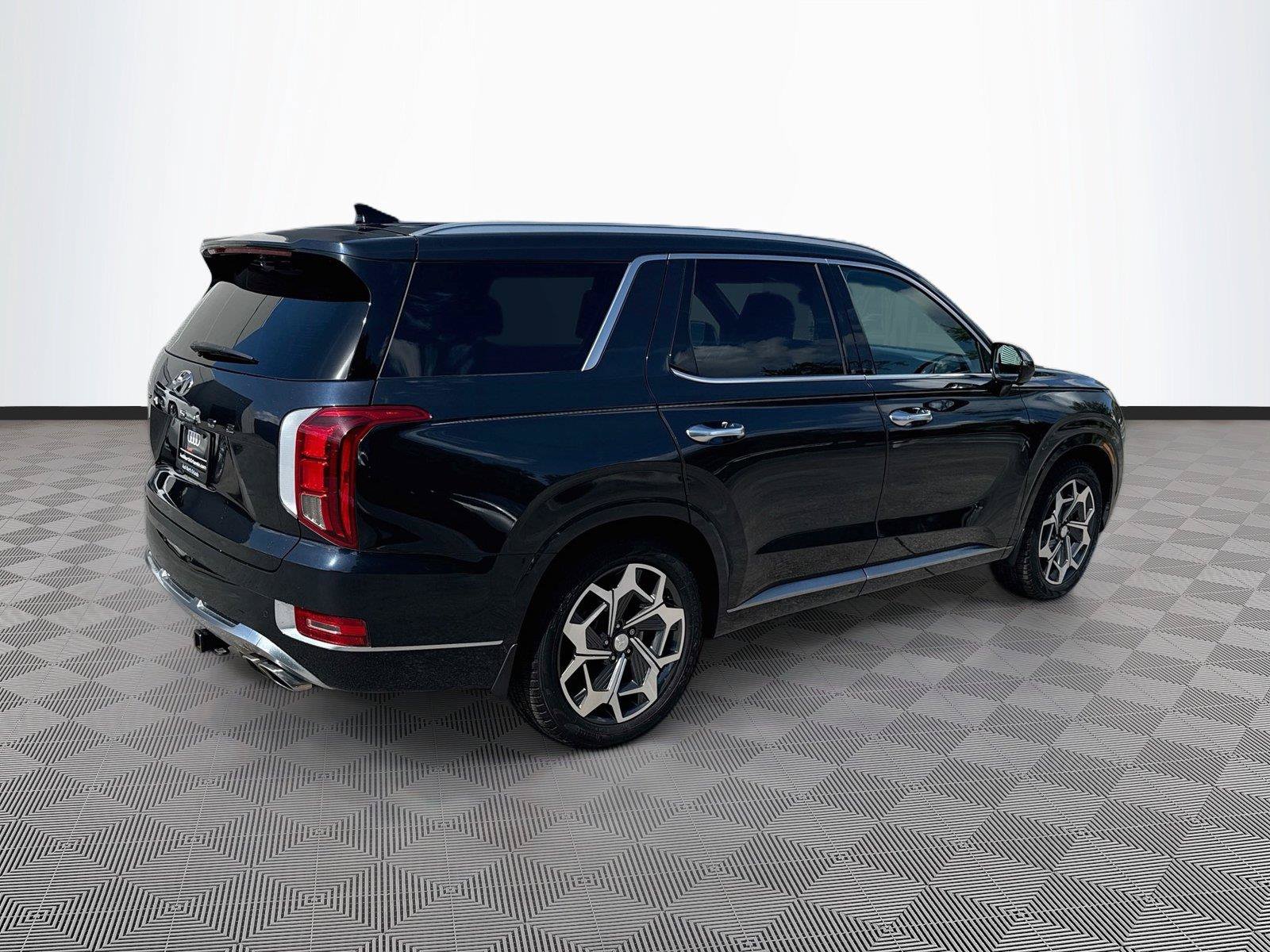 Used 2021 Hyundai Palisade Calligraphy w/ Cargo Package FWD image 7