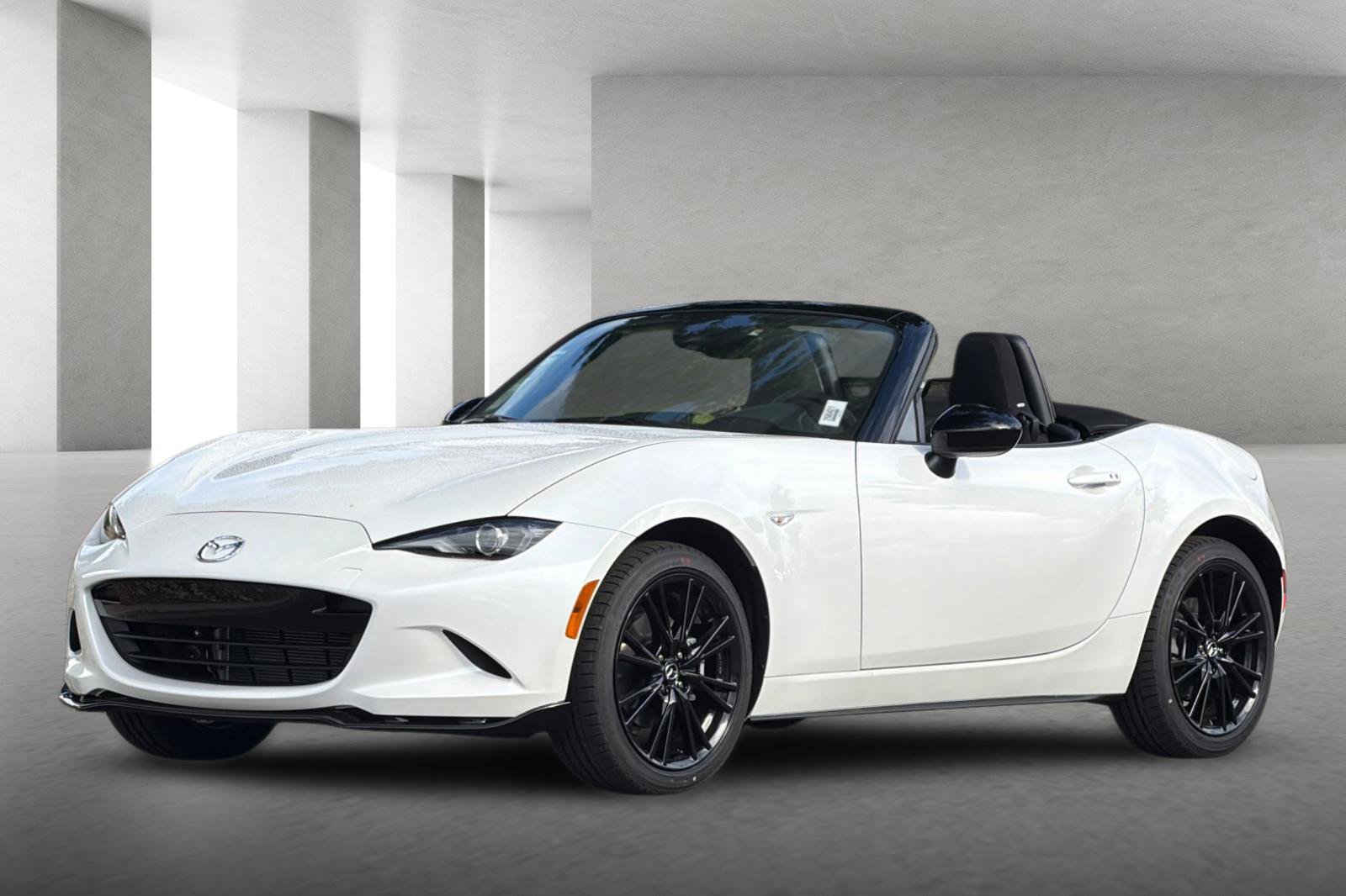 New 2026 MAZDA MX-5 Miata Club w/ Interior Package RWD image 7