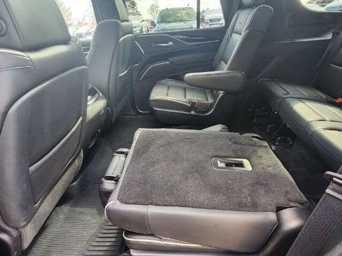 Used 2022 Cadillac Escalade Sport w/ Touring Package AWD/4WD image 31