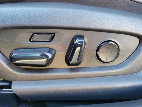 Used 2019 Lexus ES 350 w/ Luxury Package image 56