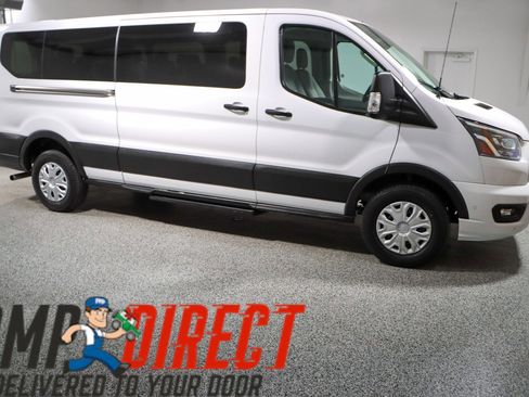 Used 2023 Ford Transit 350 XLT image 6