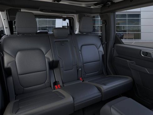New 2026 Ford Bronco Outer Banks AWD/4WD image 12