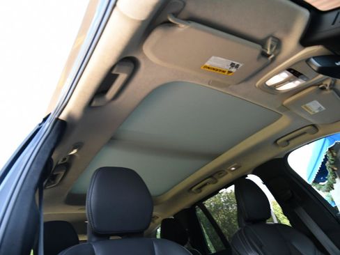 Used 2025 Volvo XC90 B6 Ultra w/ Lounge Package AWD/4WD image 35