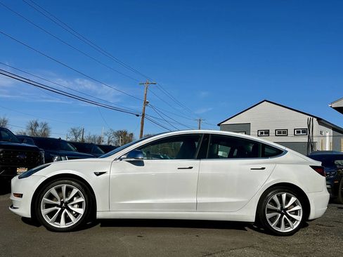 Used 2020 Tesla Model 3 Standard Range Plus image 2