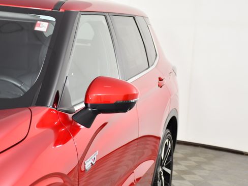 Used 2025 Mitsubishi Outlander SE AWD/4WD image 13