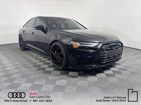 Used 2022 Audi S6 Prestige AWD/4WD image 1