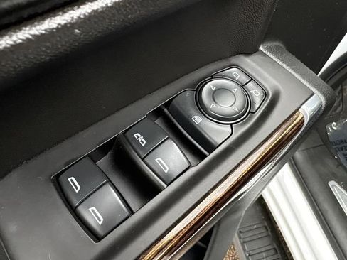 Used 2021 GMC Sierra 1500 Elevation image 23