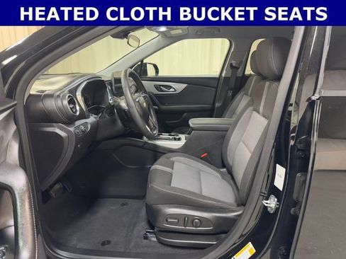 Used 2025 Chevrolet Blazer LT AWD/4WD image 18