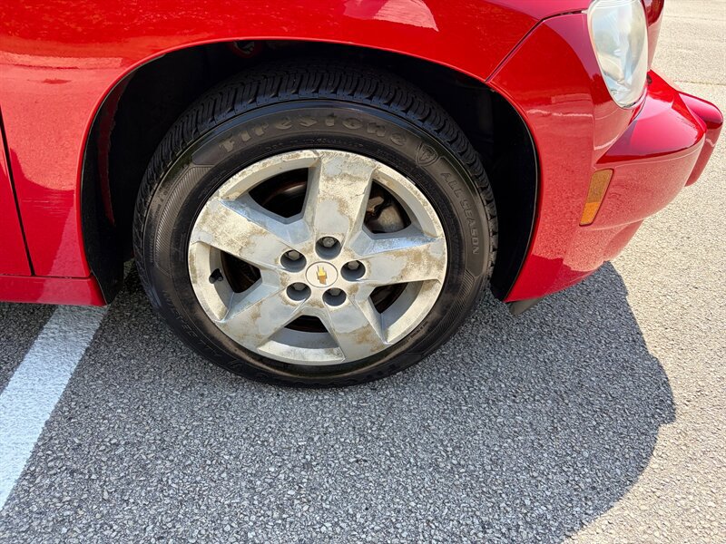 Used 2010 Chevrolet HHR LT FWD image 25