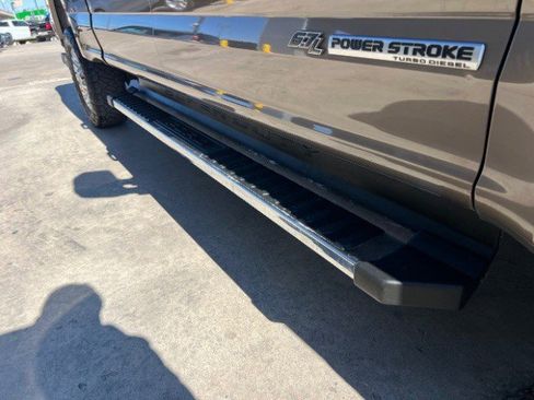 Used 2021 Ford F250 XLT w/ XLT Premium Package image 20