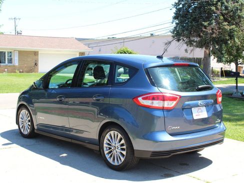 Used 2018 Ford C-MAX SE w/ Cold Weather Package FWD image 7