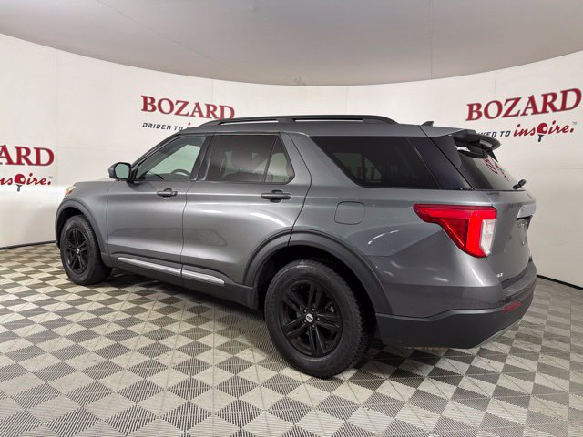 Used 2022 Ford Explorer XLT AWD/4WD image 8