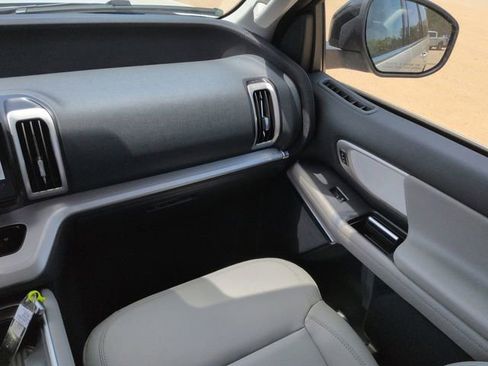 New 2026 Ford Expedition Max Active RWD image 17