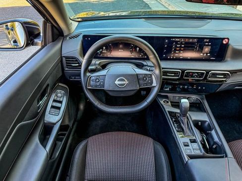 Used 2026 Nissan Sentra SR w/ Floor Mat Package FWD image 30