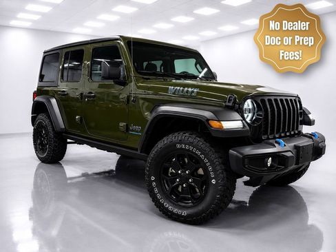 Used 2023 Jeep Wrangler Unlimited w/ Cold Weather Group AWD/4WD image 3