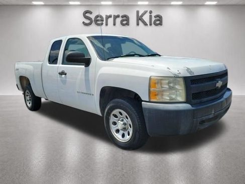 Used 2007 Chevrolet Silverado 1500 W/T w/ Fleet Convenience Package AWD/4WD image 8